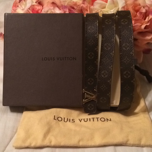 Louis Vuitton Accessories - Louis Vuitton Unisex belt